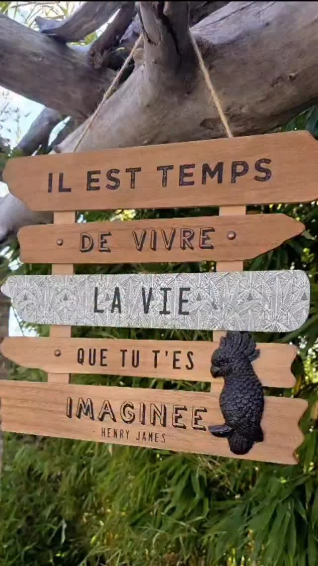 ✨ Ambiance bohème chic pour un anniversaire entre amies ! ✨

Récemment, j’ai transformé un coin de jardin en un véritable cocon bohème : un spa sous les étoiles, une déco élégante et des lumières tamisées pour une touche magique de jour comme de nuit. 🌿🕯️

Chaque événement est unique 🌟
J’adore créer des ambiances qui vous ressemblent : anniversaire 🎂, EVJF 👯‍♀️, soirée en amoureux 💕 ou fête entre amis 🥂.

Le spa ? Ce n’est pas obligatoire, c’est simplement un bonus bien-être pour rendre vos instants encore plus magiques ✨🌿

#ÉvénementSurMesure #Anniversaire #EVJF #SoiréeEntreAmis #SpaÀDomicile #BienÊtre #Cocooning #2ldivinementielle 

Je m’occupe de créer des ambiances sur mesure selon vos envies ! 🥂✨

#ÉvénementsPersonnalisés #BohèmeChic #BienÊtreEtCocooning #2LDivinementielle

Pour votre prochain événement, vous préférez une ambiance bohème avec ou sans spa ? 
Dites-moi tout !